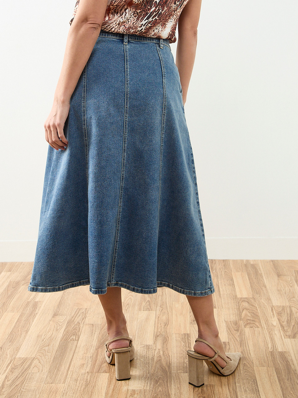 Petite Mid Length Denim Skirt in Vintage Wash