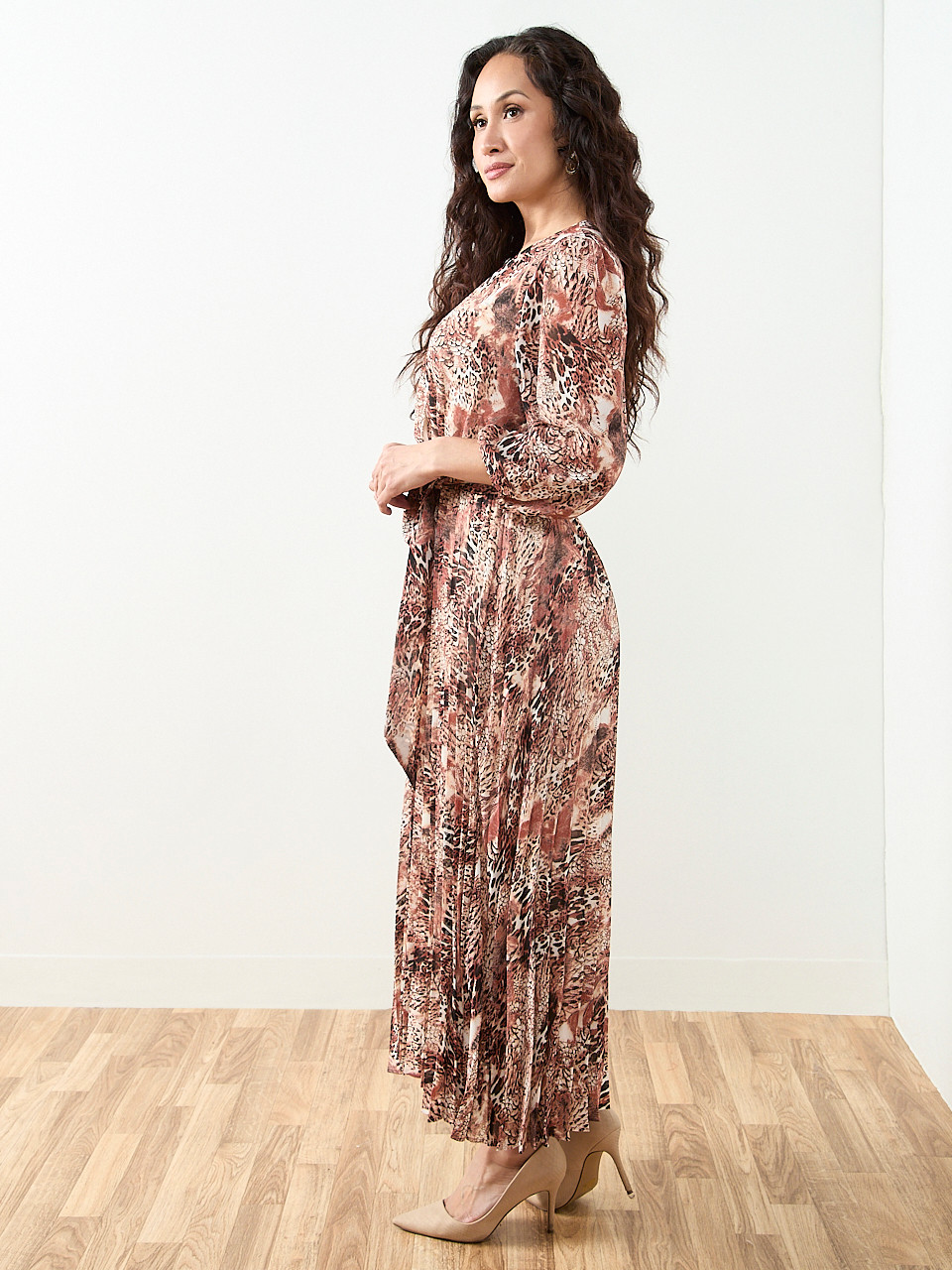 Petite V Neck Pleated Maxi Dress in Animal Print