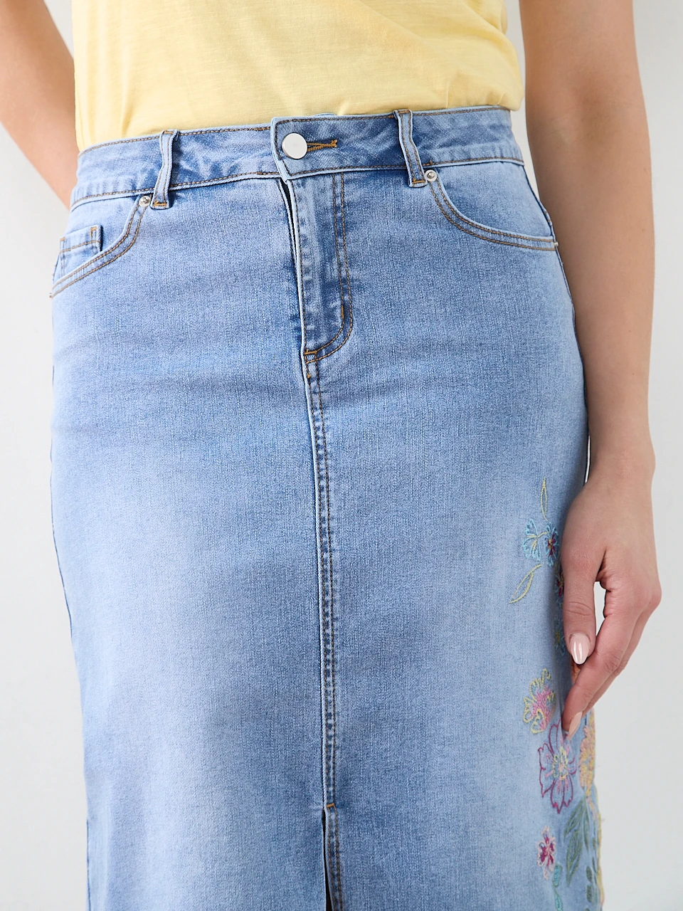 Embroidered Denim Skirt in Light Wash