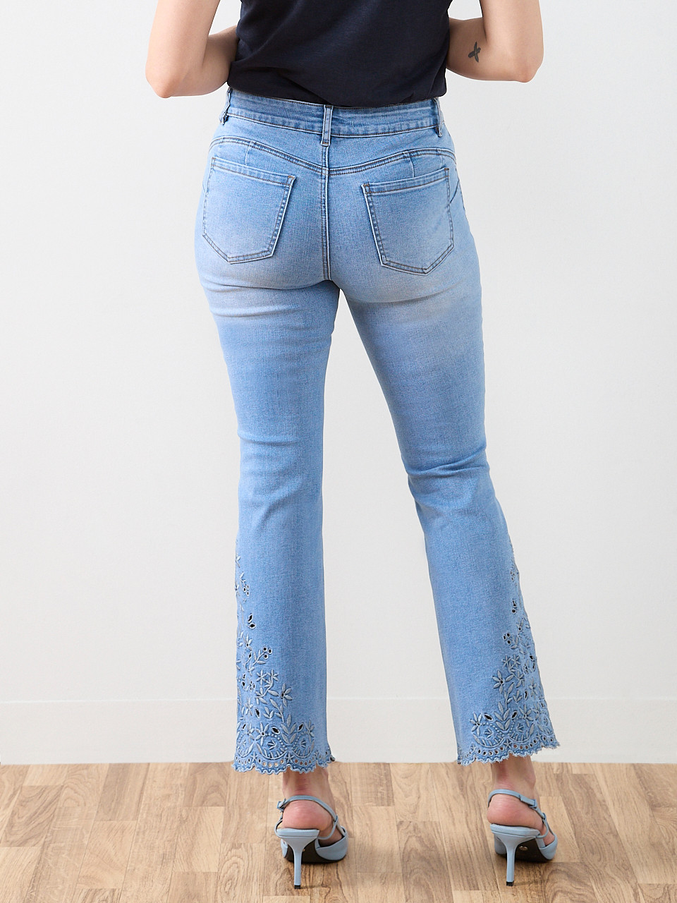 Kimberly Embroidered Ankle Denim Jean in Light Wash