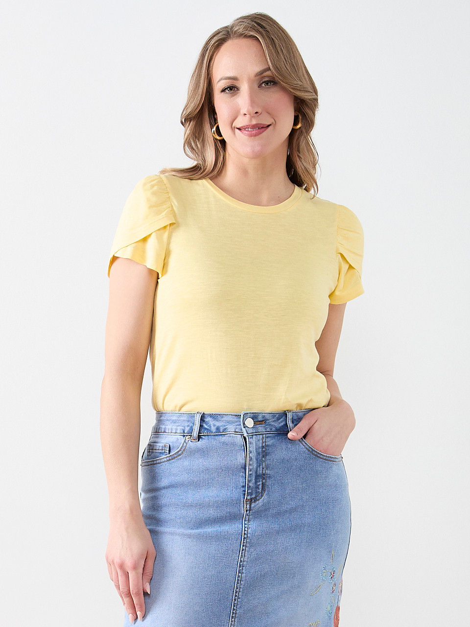 Lemon Short Sleeve Tulip Scoop Neck Tee