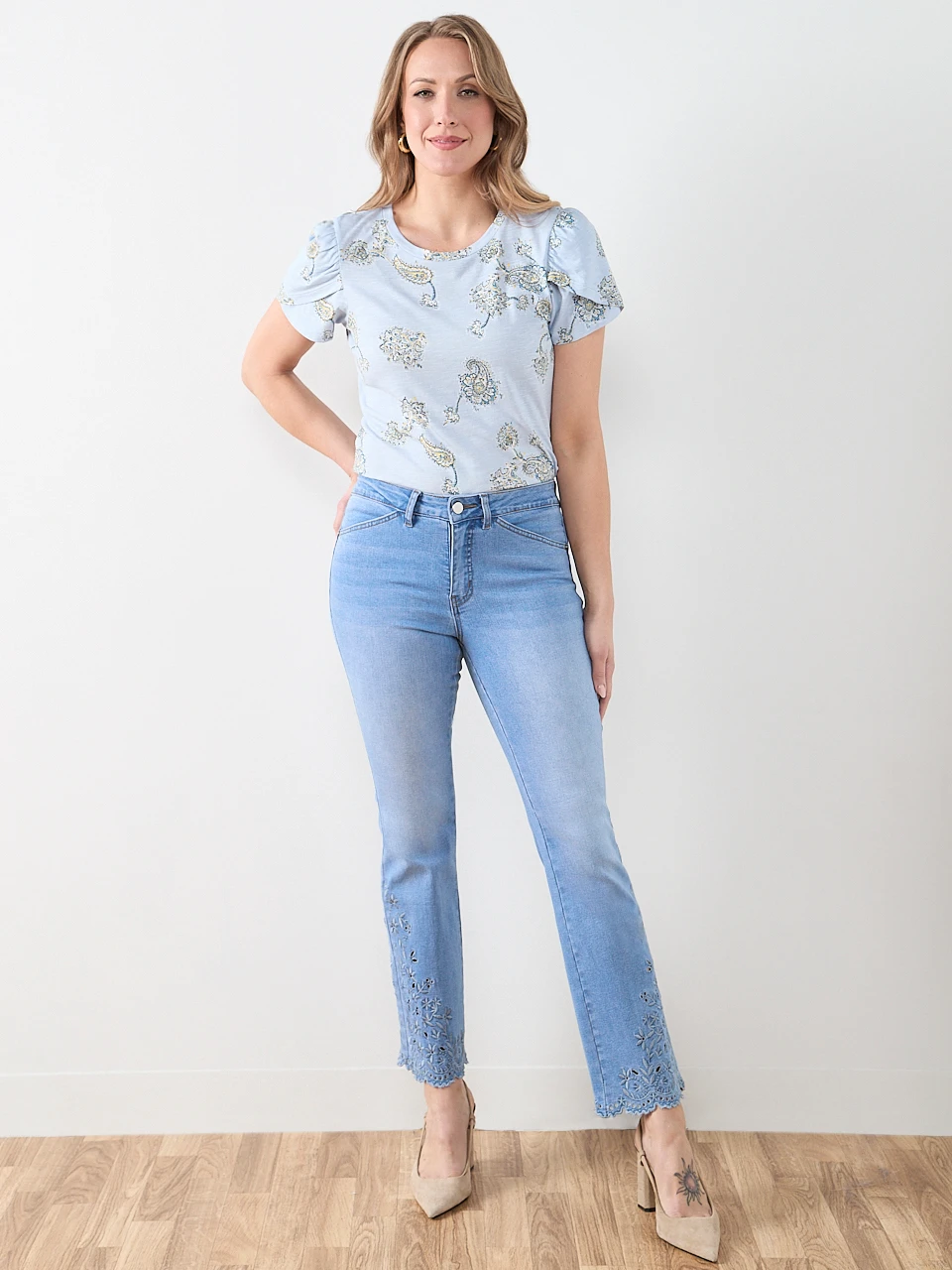 Paisley Short Sleeve Tulip Scoop Neck Tee