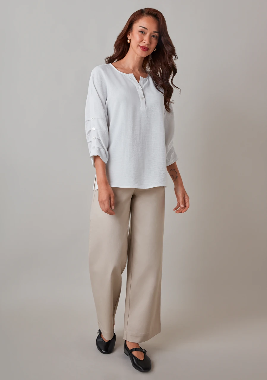 3/4 Sleeve Button Detail Split Neck Blouse in White