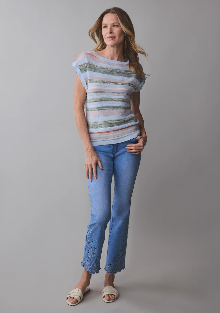 Short Sleeve Pullover Sweater in Stripe