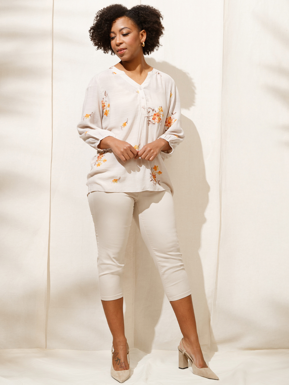 Emily Microtwill Capri Pant | Cleo