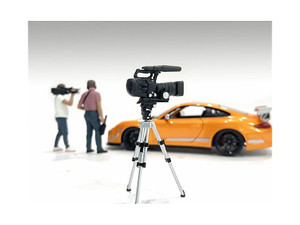 "On-Air" Figure 5 with Standing Camera for 1/24 Scale Models by American Diorama F977-24405 "On-Air" Figure 5 with Standing Camera for 1/24 Scale Models by American Diorama F977-24405