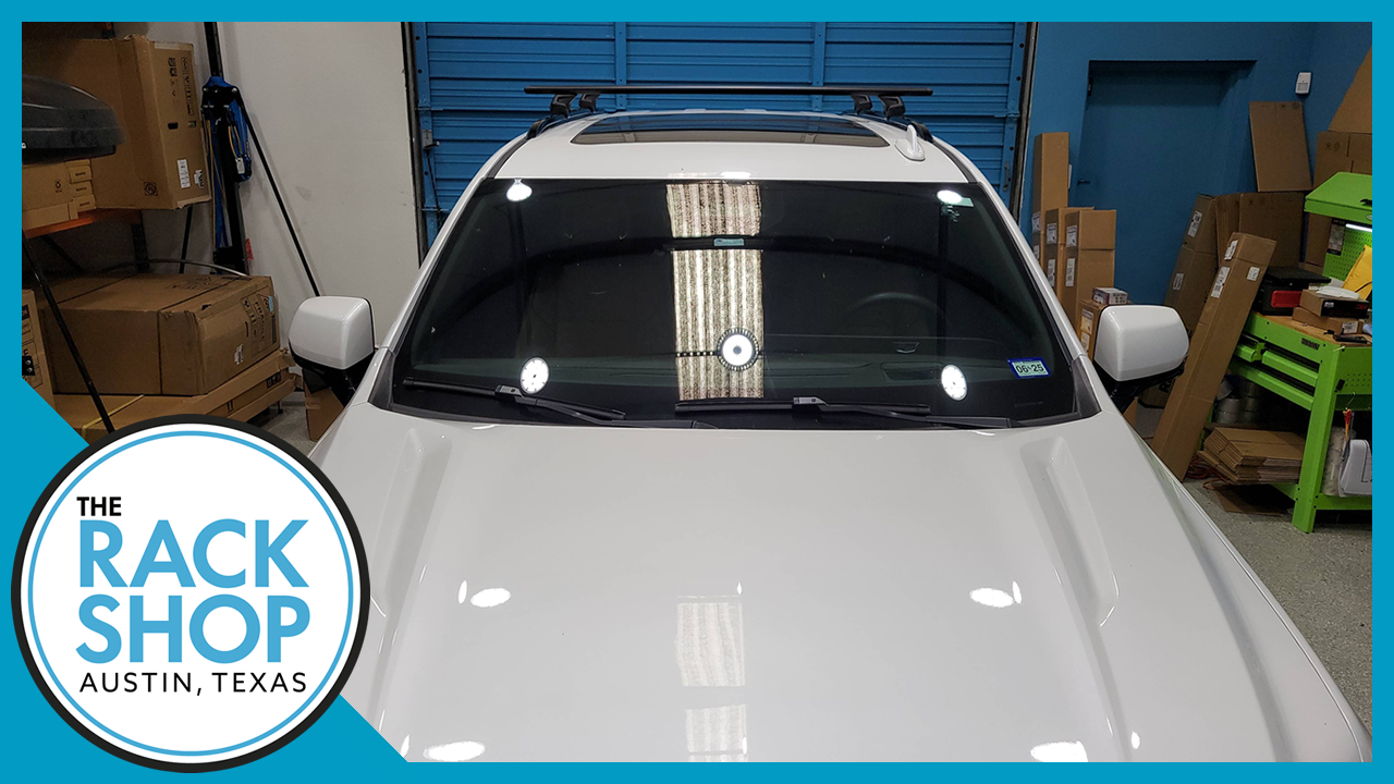 2021-2026 Cadillac Escalade (w/flush rails) Thule Crossbar Complete ...