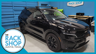 2021-2025 Kia Sorento (w/flush rails) Thule Crossbar Complete Roof Rack