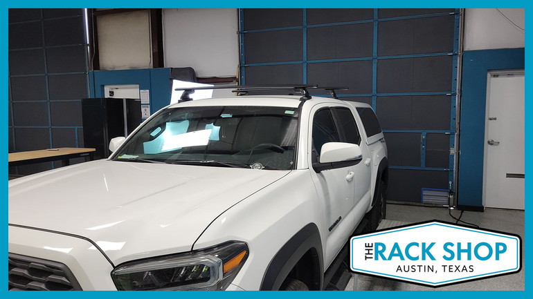 Toyota Tacoma Double Cab (w/fixed points) Yakima Crossbar Complete Roof Rack | 2005-2022