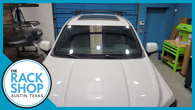 2021-2025 GMC Yukon Denali (w/flush rails) Thule Crossbar Complete Roof Rack 2021-2025 GMC Yukon Denali (w/flush rails) Thule Crossbar Complete Roof Rack