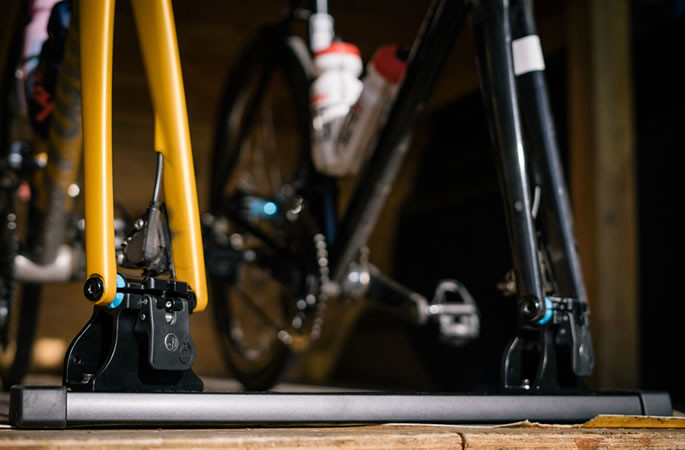 RockyMounts DropTop Thru-Axle Fork Locking Bike Mount | Single