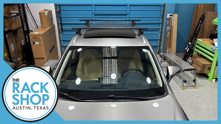 2015-2021 Lexus NX 300h (w/flush rails) Thule Crossbar Complete Roof Rack