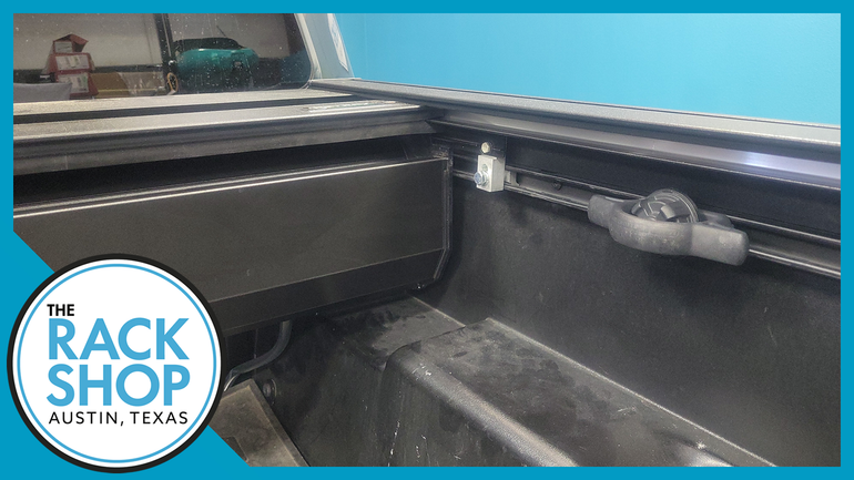 Toyota Tacoma - 5ft Bed | Retrax PowerTrax PRO XR Aluminum Bed Cover | 2005-2015