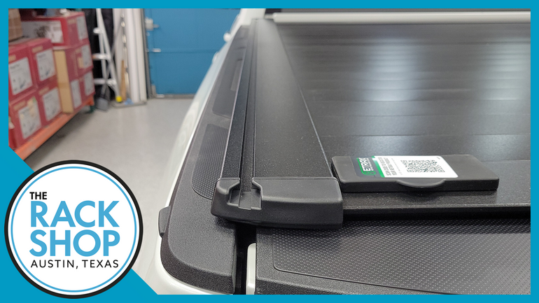 2022-2023 Toyota Tundra - 5'7" Bed | RetraxPRO XR Aluminum Bed Cover