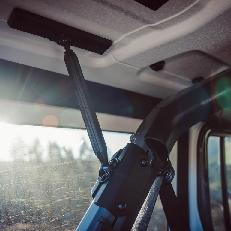 Yakima RibCage JL 4DR | Rooftop Tracks with Internal Supports