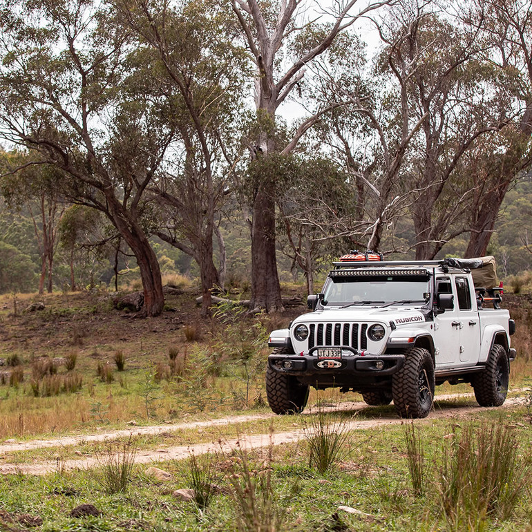 Rhino-Rack Jeep JK/JL/JT Overlanding Pioneer Platform LT Roof Rack Kit