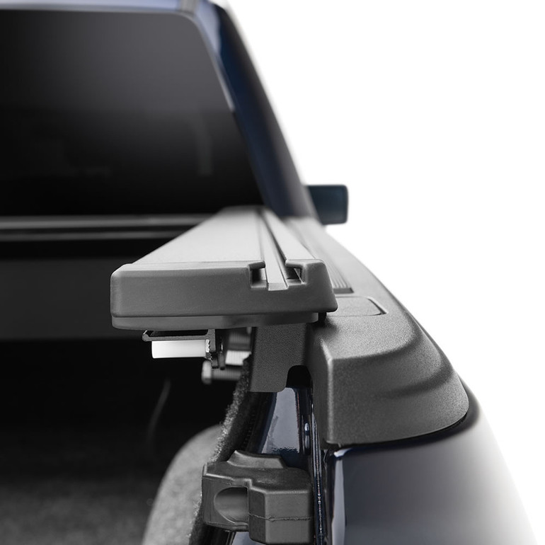 Ford F-150 - 5'7" Bed | RetraxPRO XR Bed Cover | 2021-2022
