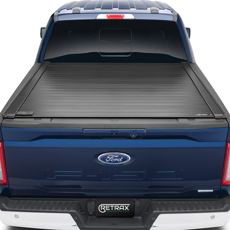 Ford F-150 - 5'7" Bed | RetraxPRO XR Bed Cover | 2021-2022