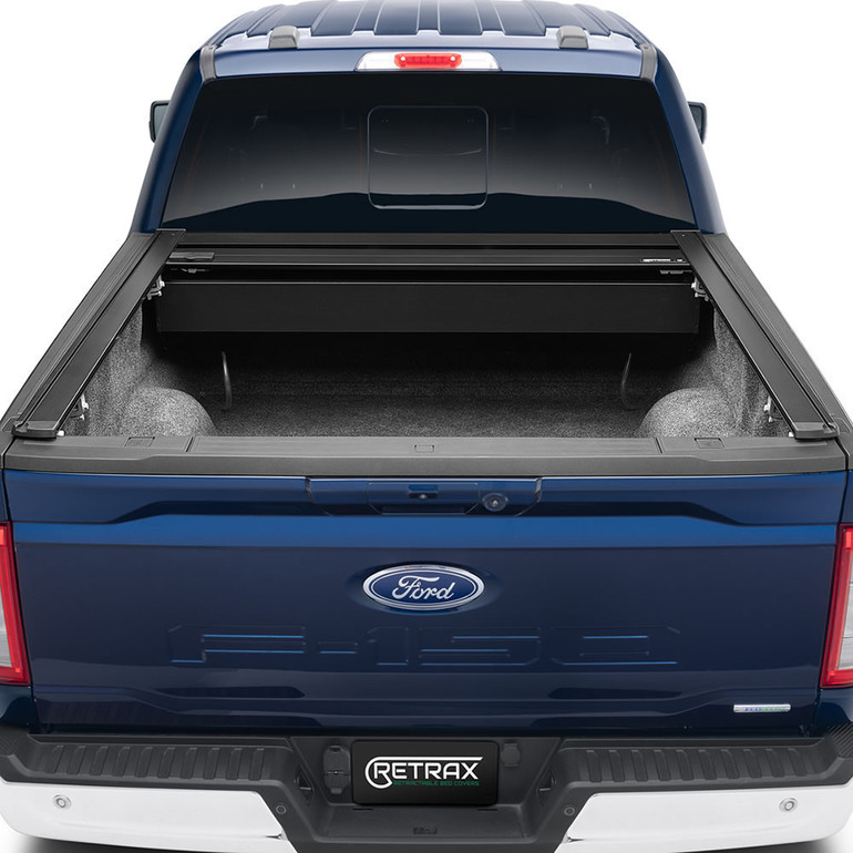 Ford F-150 - 5'7" Bed | RetraxPRO XR Bed Cover | 2021-2022
