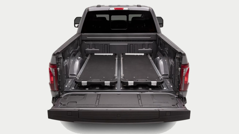 DECKED CargoGlide 600 - Half Bed Width