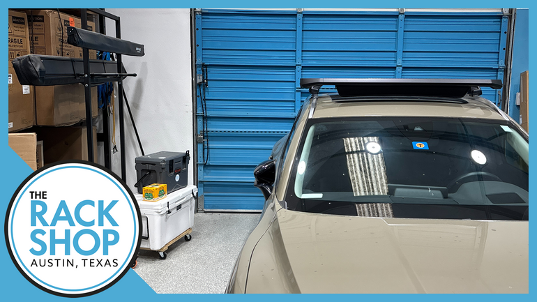 2018-2025 Volvo XC40 (w/flush rails) Thule Caprock Platform Complete Roof Rack