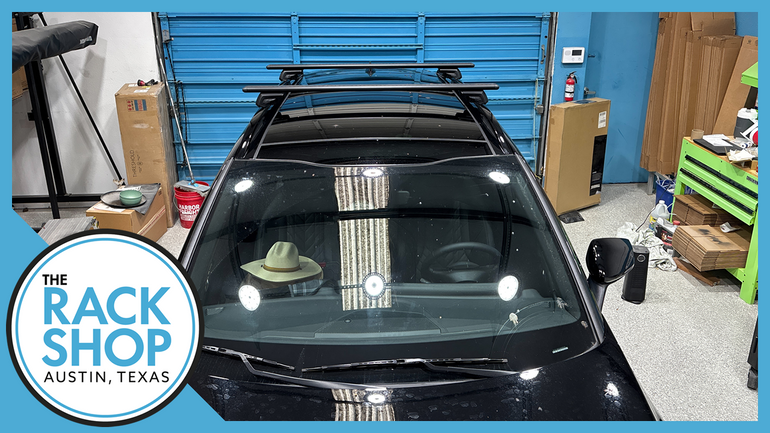 2023-2025 Kia Sportage (w/raised rails) Thule Crossbar Complete Roof Rack