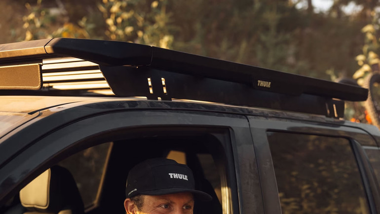 2005-2023 Toyota Tacoma Double Cab Thule Caprock Platform Complete Roof Rack