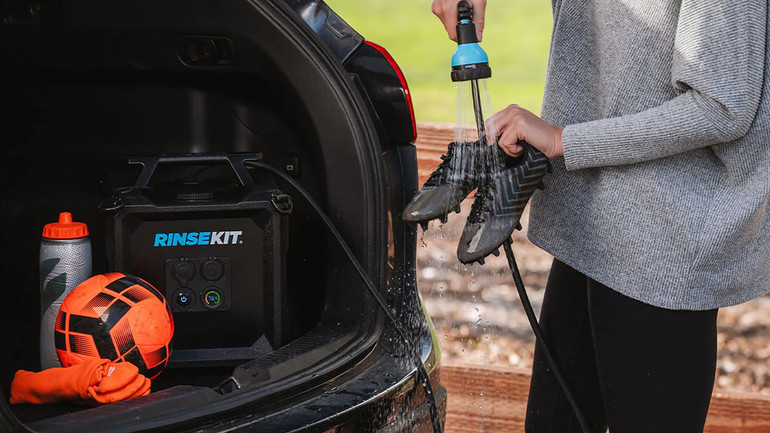 Rinse Kit Cube Shower | 4 Gallon Electric Pump