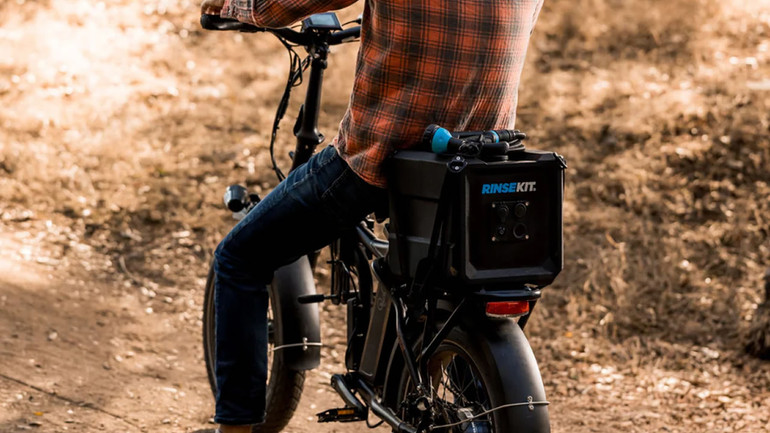 Rinse Kit Cube Shower | 4 Gallon Electric Pump