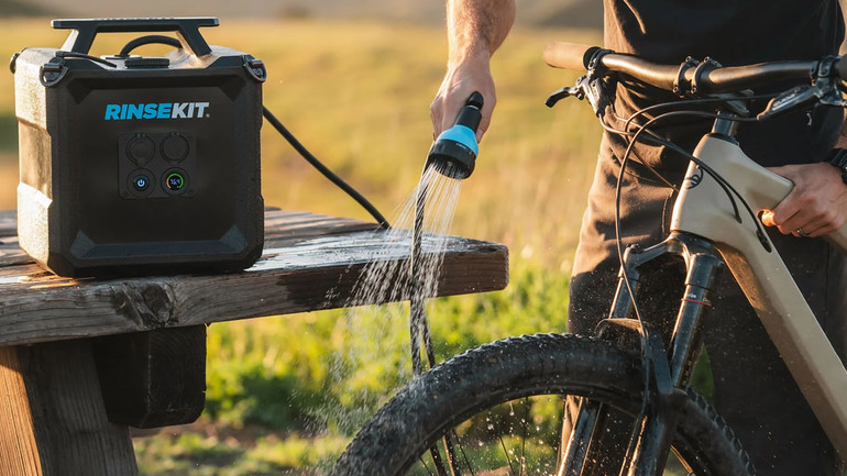 Rinse Kit Cube Shower | 4 Gallon Electric Pump