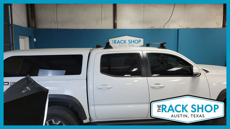 Toyota Tacoma Double Cab (w/fixed points) Yakima Crossbar Complete Roof Rack | 2005-2022