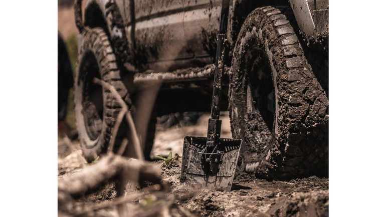 DMOS Delta Pro Shovel | Blackout