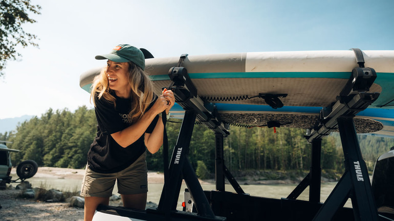 Thule Xscape Complete Truck Bed Rack - Black | SELECT TRUCK