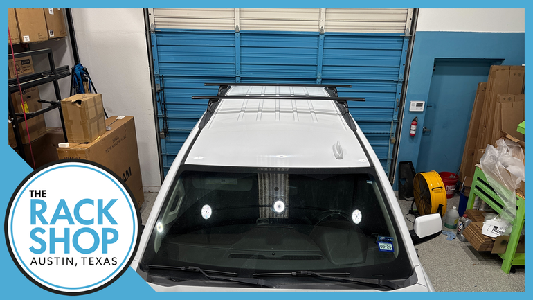 2015-2020 Chevrolet Tahoe (w/flush rails) Yakima Crossbar Complete Roof Rack