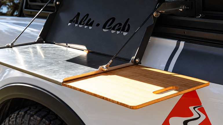 Alu-Cab Contour Canopy Kitchen Table
