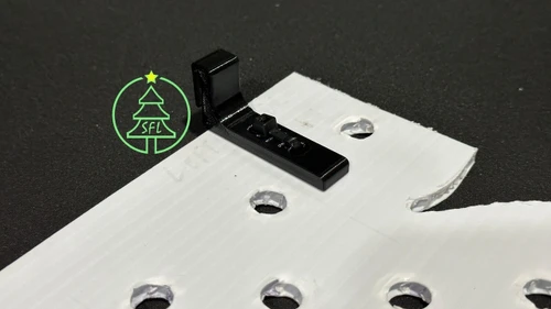 Icicle Soffit Trim Clip