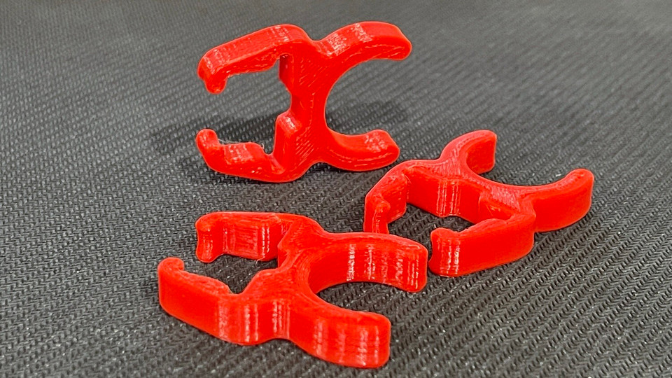 Square Pixel Pipe Clip