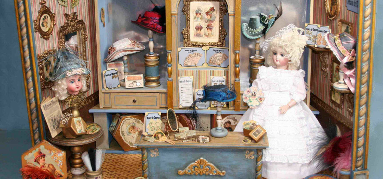 VintageDollPlaza - Makers of Doll Display Boxes and Dress Forms