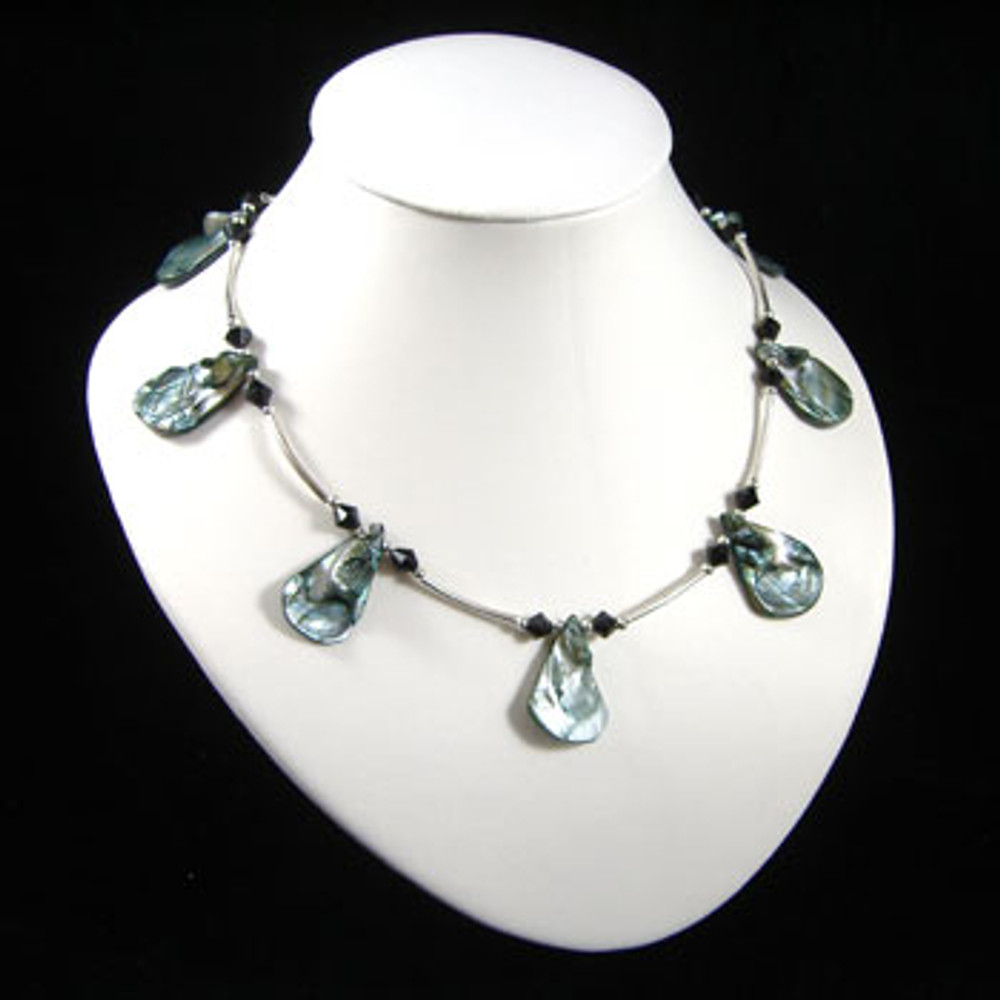 Grey/Blue Tear Drop Shell Necklace: Project Instructions