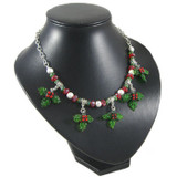 Christmas Holly Necklace: Project Instructions