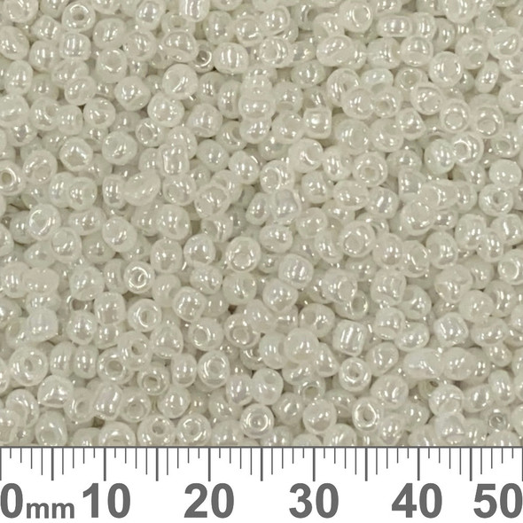 8/0 Opaque White Pearl Ceylon Seed Beads