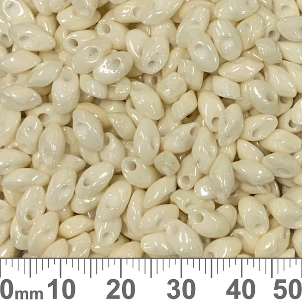 Cream Ceylon Long Magatama Beads
