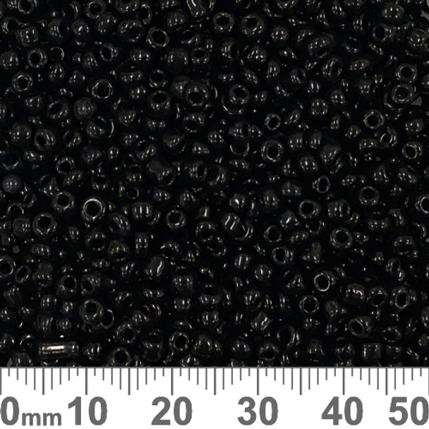 8/0 Opaque Black Seed Beads