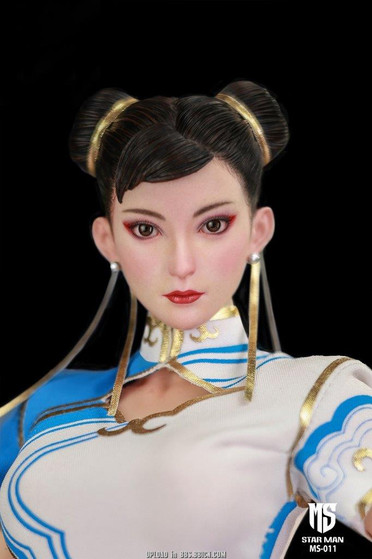 Star Man 1:6 Female Fighter Li Blue Cloud Patterned White