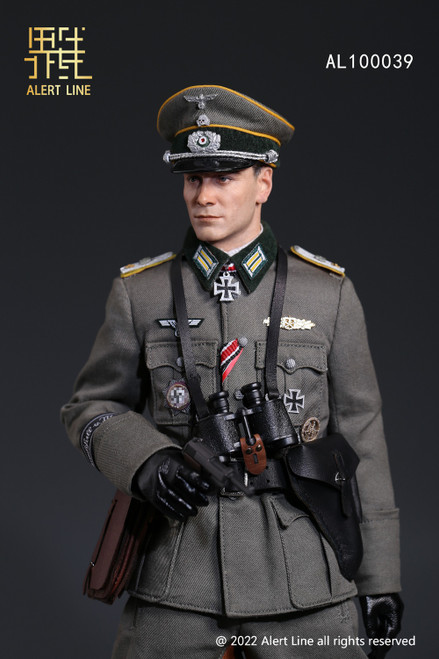 Alert Line 1:6 WWII German Cavalry Officer Figure [AL-100039