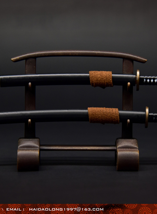 WK-88004A] Wolf King 1:6 Black Japanese Swords Katana with Stand
