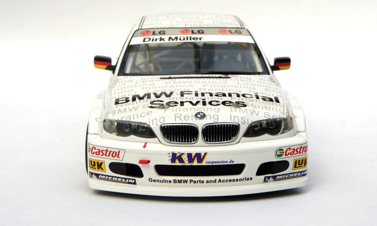 [AUTO-80543] AUTOART 1/18 BMW 320i (E46) WTCC 2005 D. Muller #43