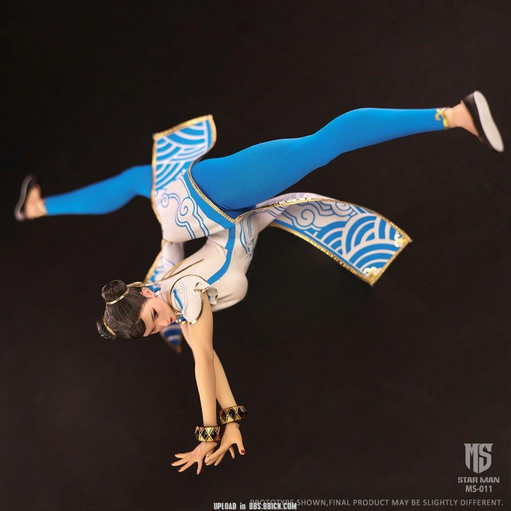 Star Man 1:6 Female Fighter Li Blue Cloud Patterned White