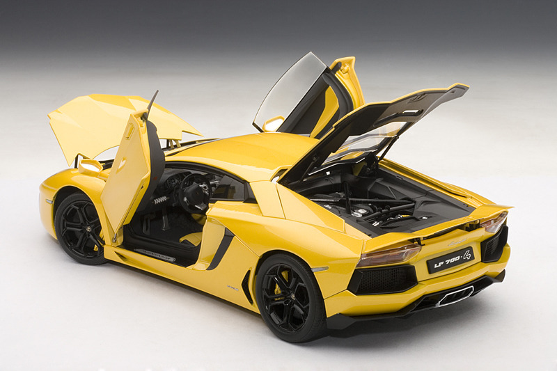 AUTO-74664] AUTOART 1/18 Lamborghini Aventador LP700-4