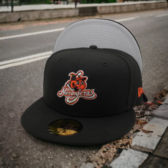 Naranjeros De Hermosillo New Era All Black And Gray Bottom 59FIFTY Fitted Hat